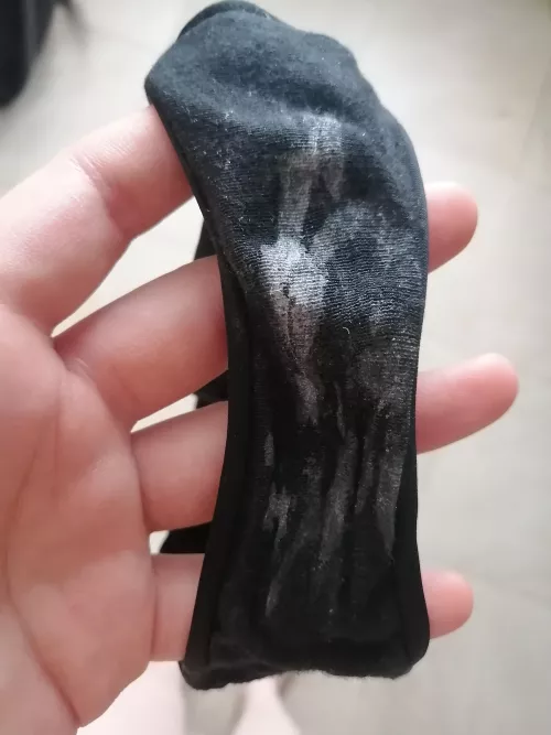 lots of cum