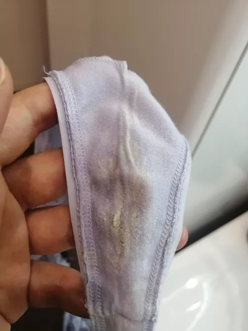 lots of cum