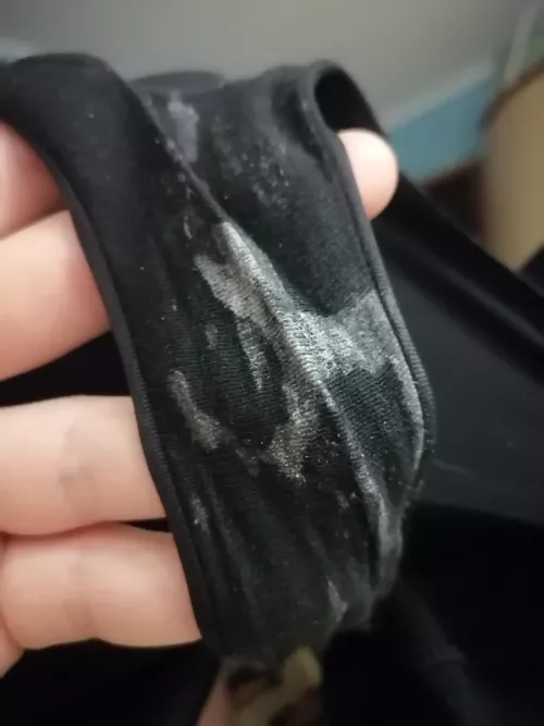 Lots of cum