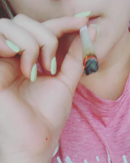 Love a good preroll … someday I’ll learn to roll my own! Teach me?