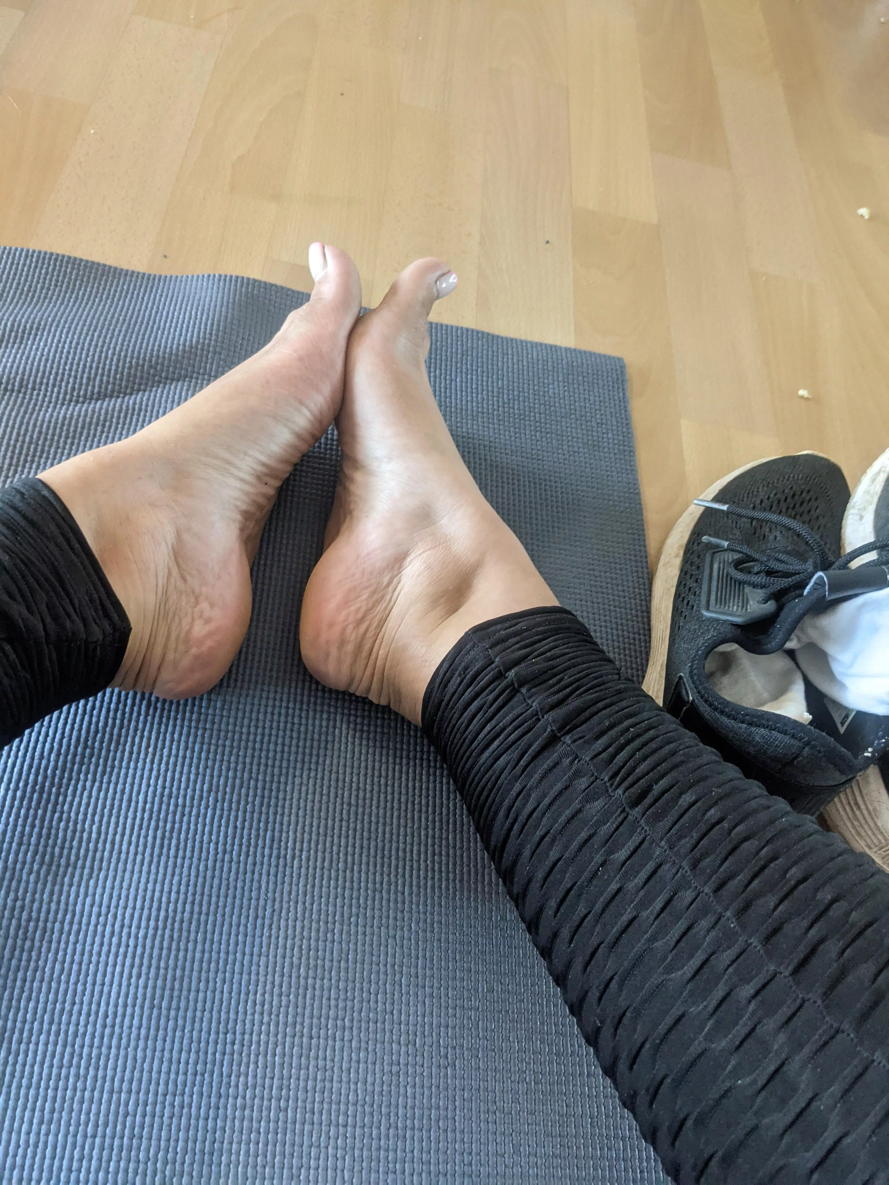 love barefoot yoga love barefoot yoga