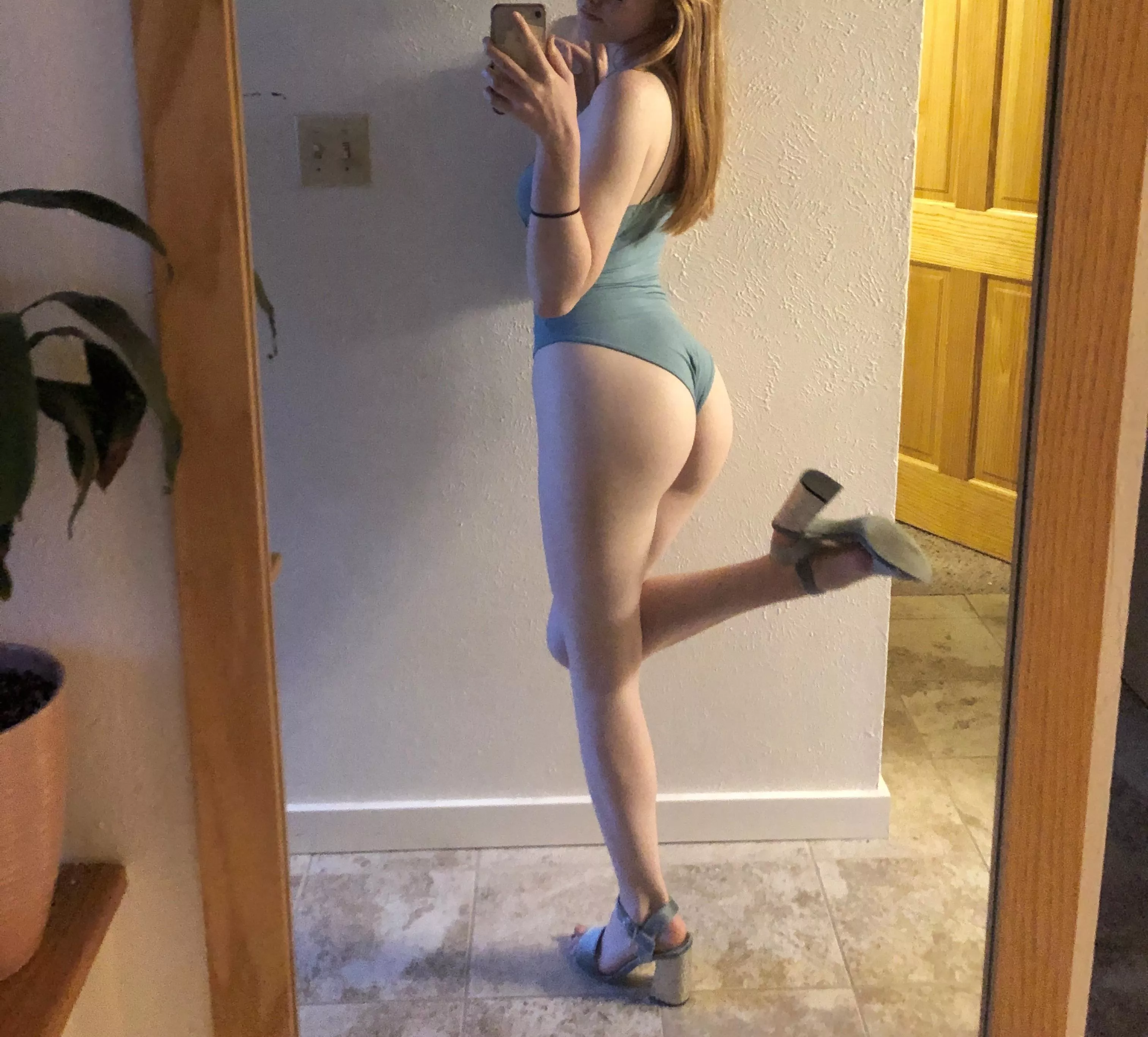 Love being matchy matchy with the shoes! [f]