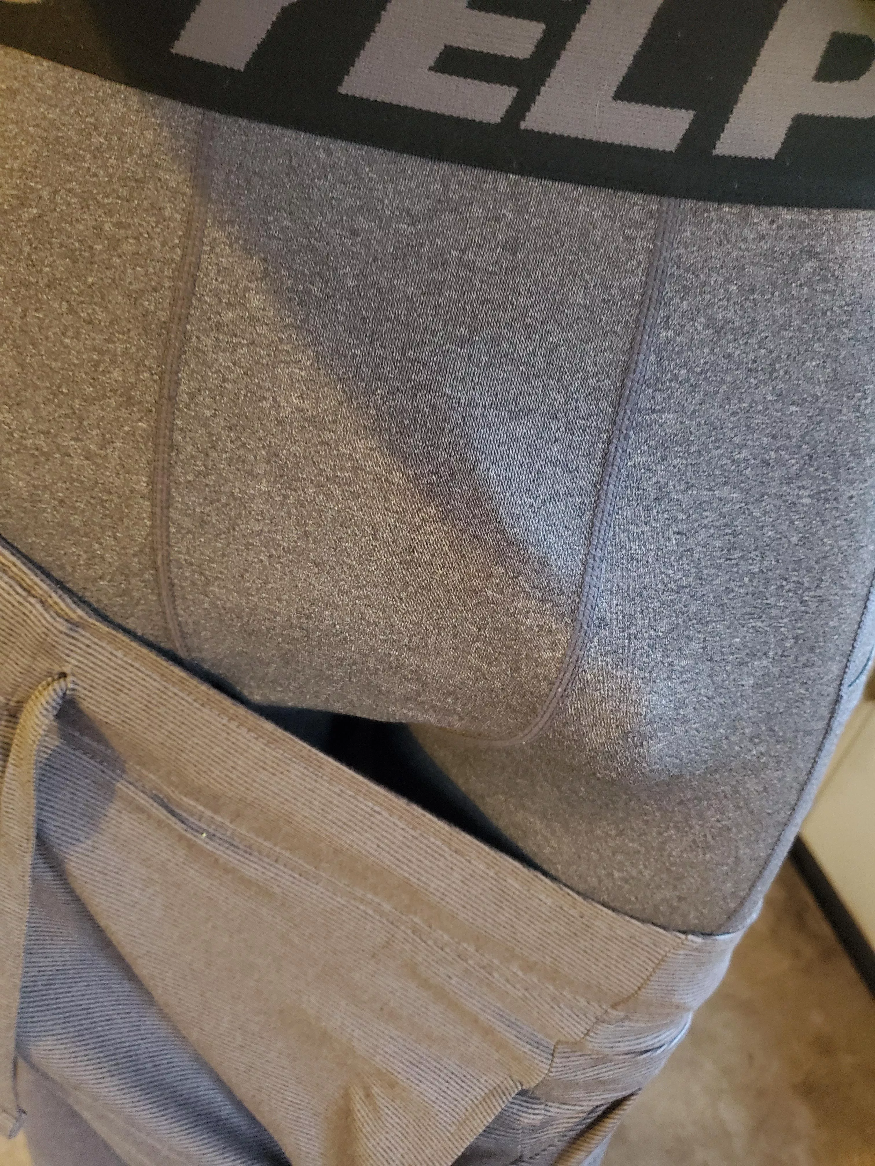 Love compression pants bulges Love compression pants bulges