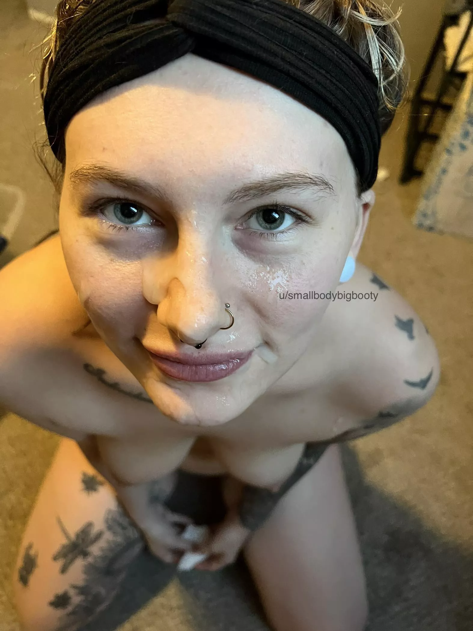 love getting loads on my face ;) most went into my throat though;)