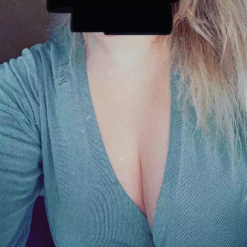 Love guys staring at her tits