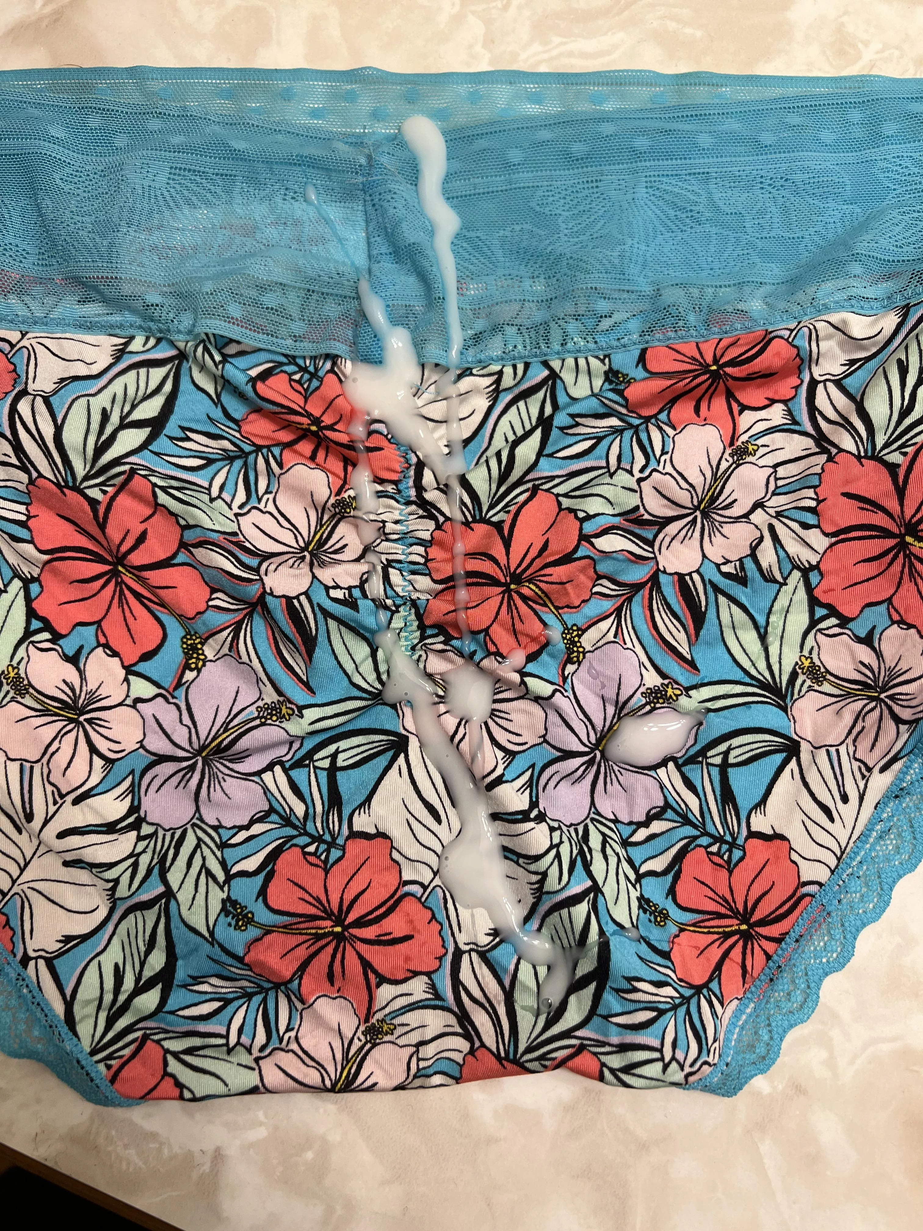 Love Hamper surprises.