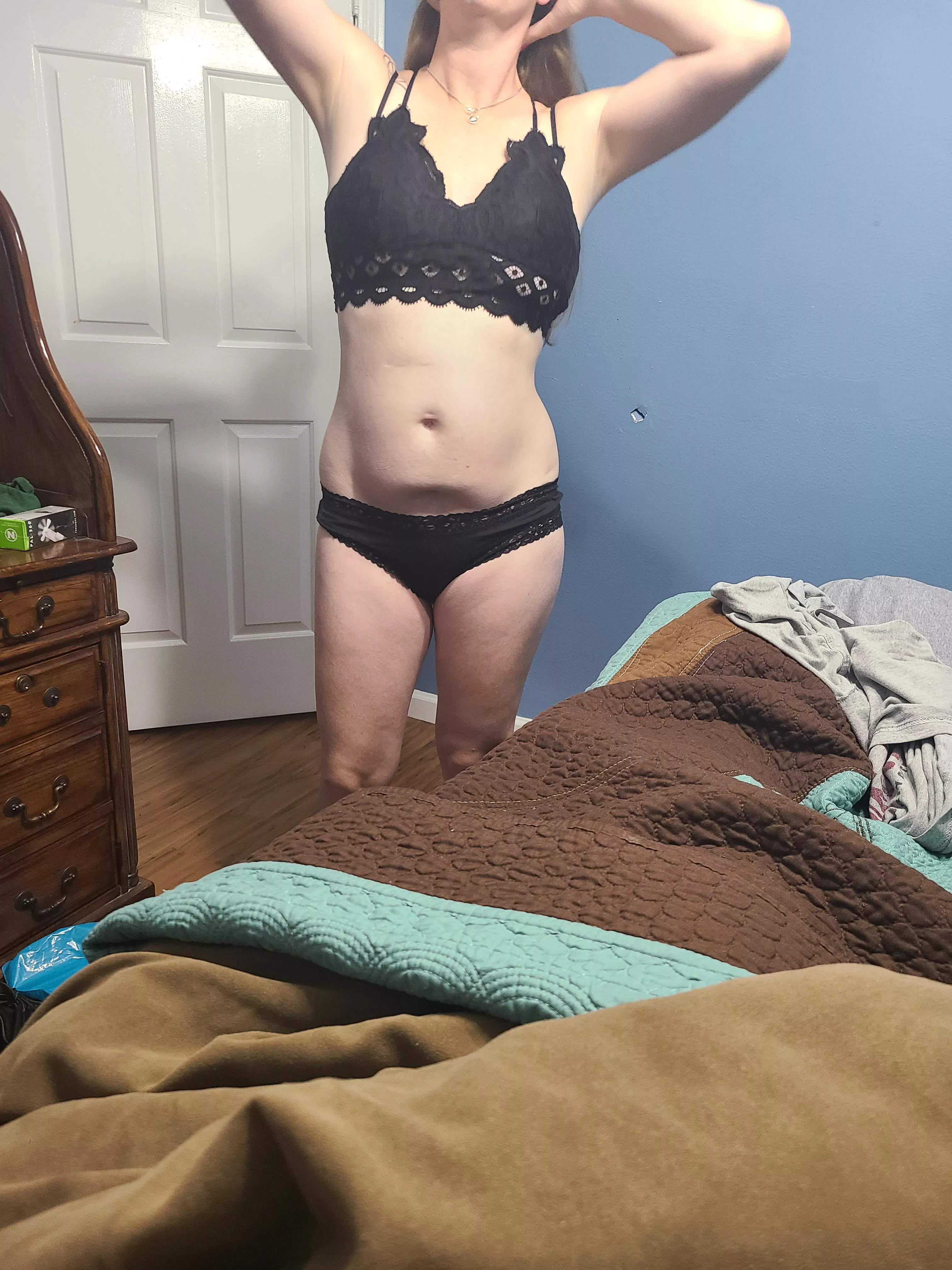 Love her in black Love her in black