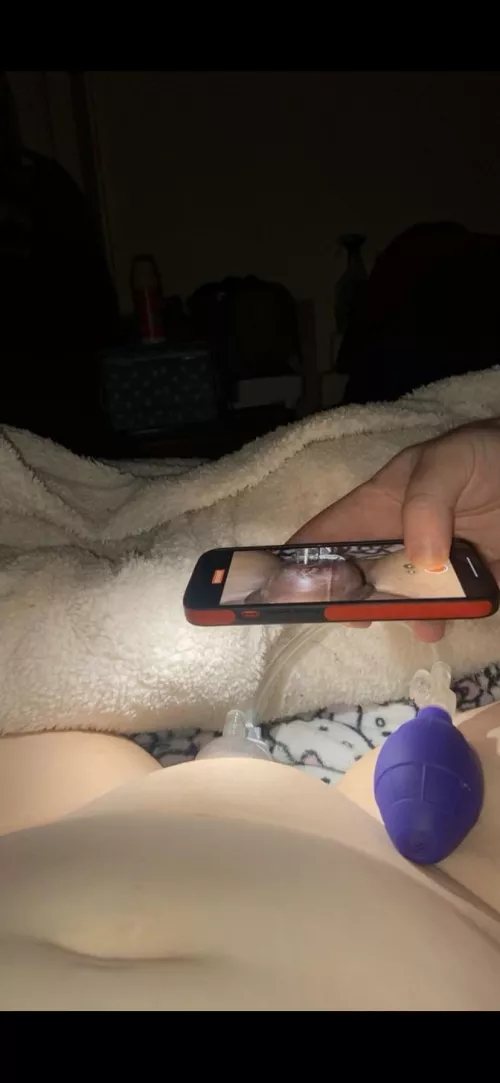 Love him getting his own videos of my pumping sessions to watch when I’m not around 🥺🔥