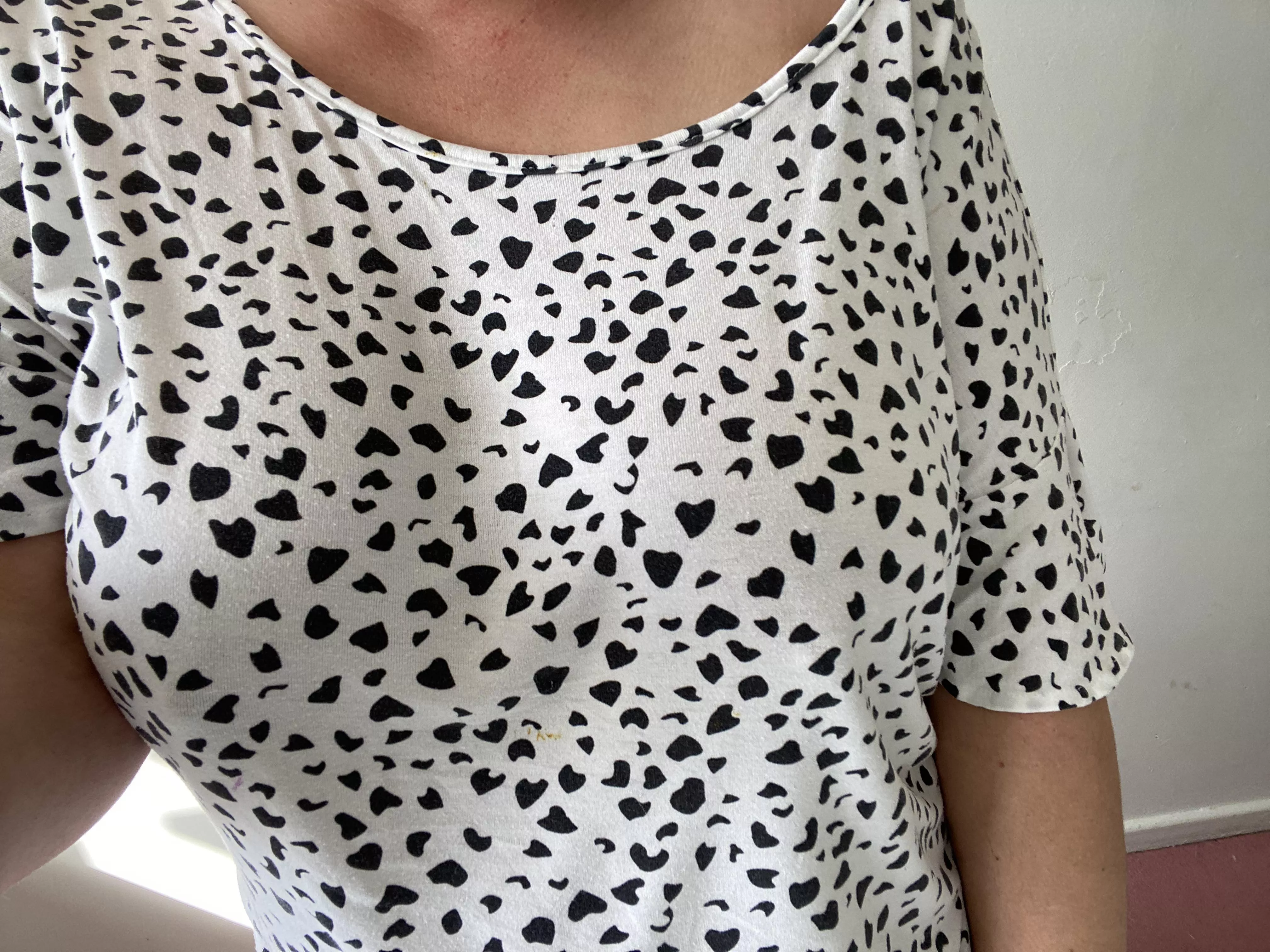 Love how they jiggle in my baggy top! Love how they jiggle in my baggy top!