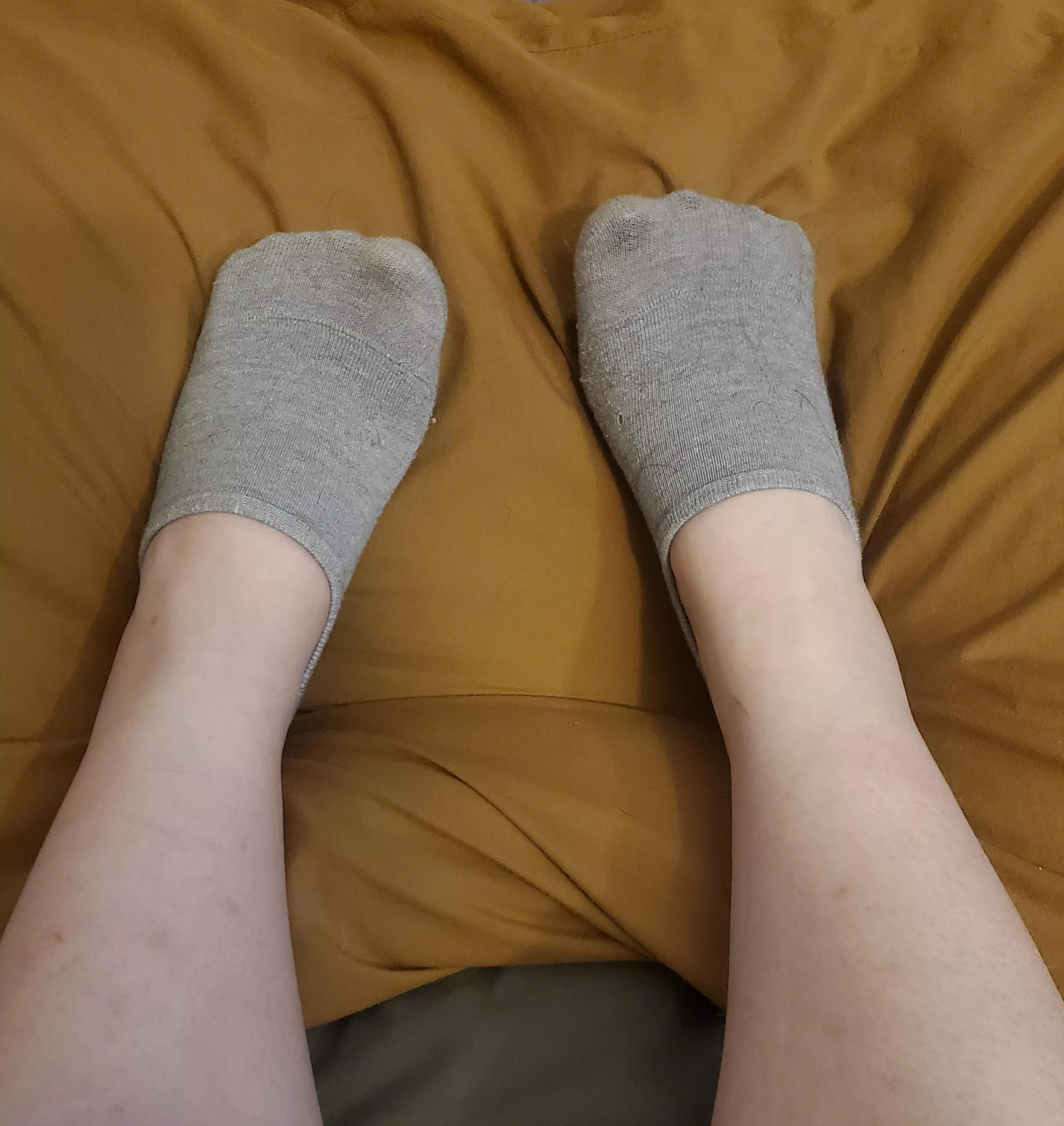 Love how you can see the nail polish under my socks 😍 Love how you can see the nail polish under my socks 😍