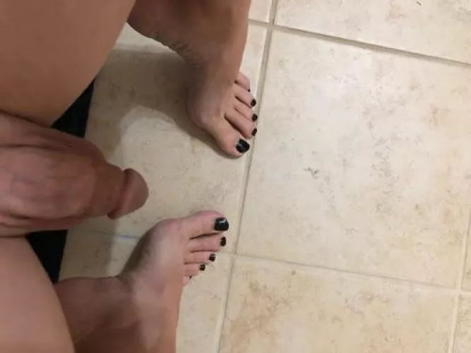 Love my cute feet😊