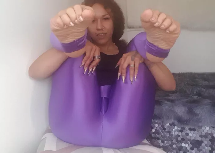 Love my Feet in Stirrup Leggings! ๐ Love my Feet in Stirrup Leggings! ๐