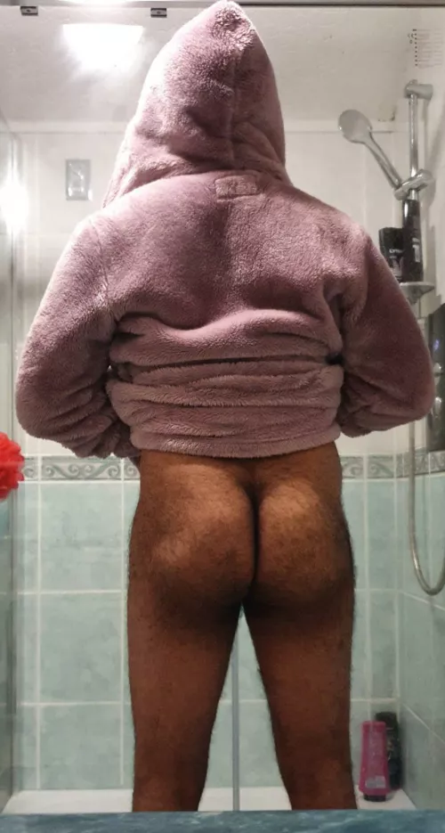 Love my hairy ass, who agrees?