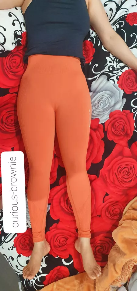 Love my new yoga pants.... โค๏ธ๐ช