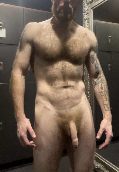 Love the lighting in the gym changing room, what do you think? π