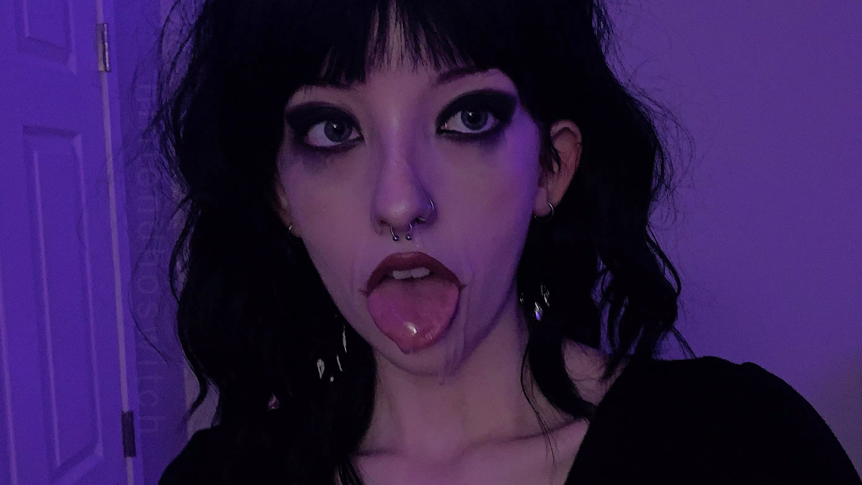 love the look of my eye makeup getting messed up 🥰