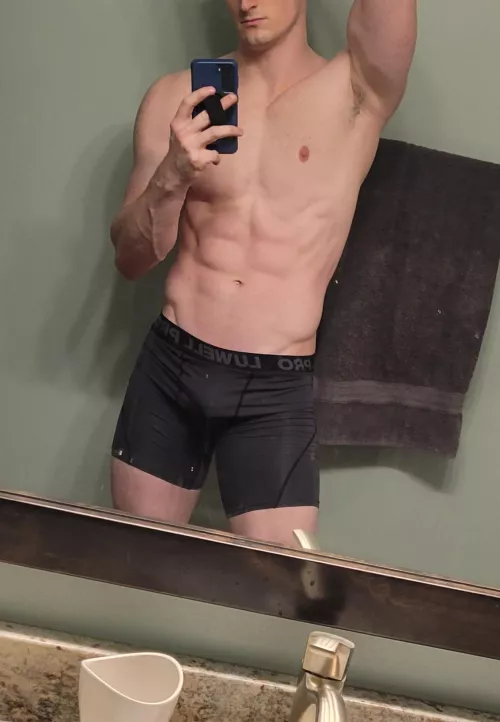 Love the pump you get after a good workout [M]