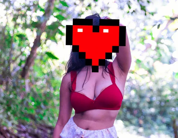 Love the thrill of exposing myself while in public, gets my juices flowingπ¦π Love the thrill of exposing myself while in public, gets my juices flowingπ¦π