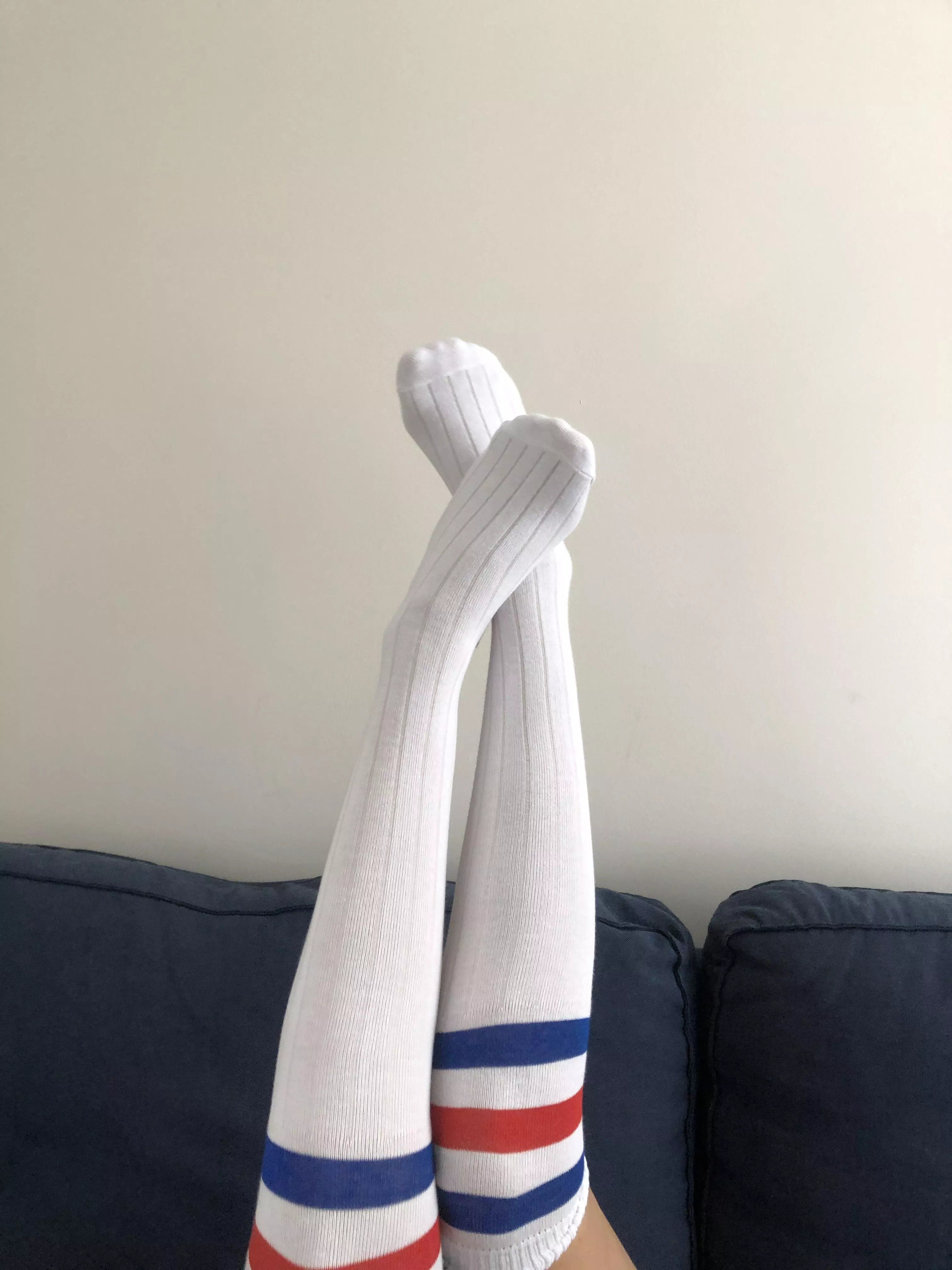 Love these pair. What do you think💙❤️💙 Love these pair. What do you think💙❤️💙