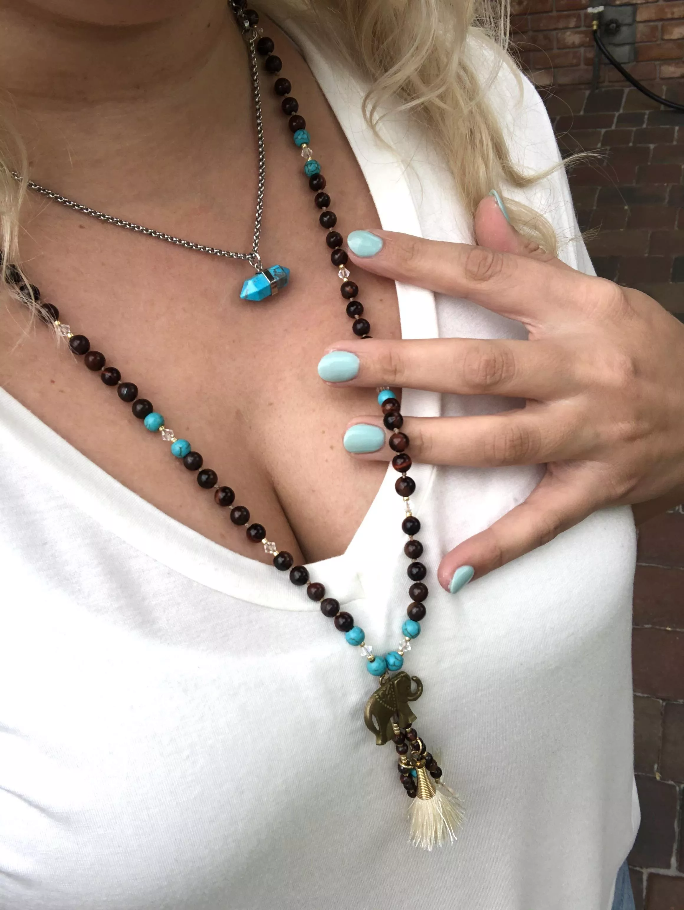 Love this color nail polish ??