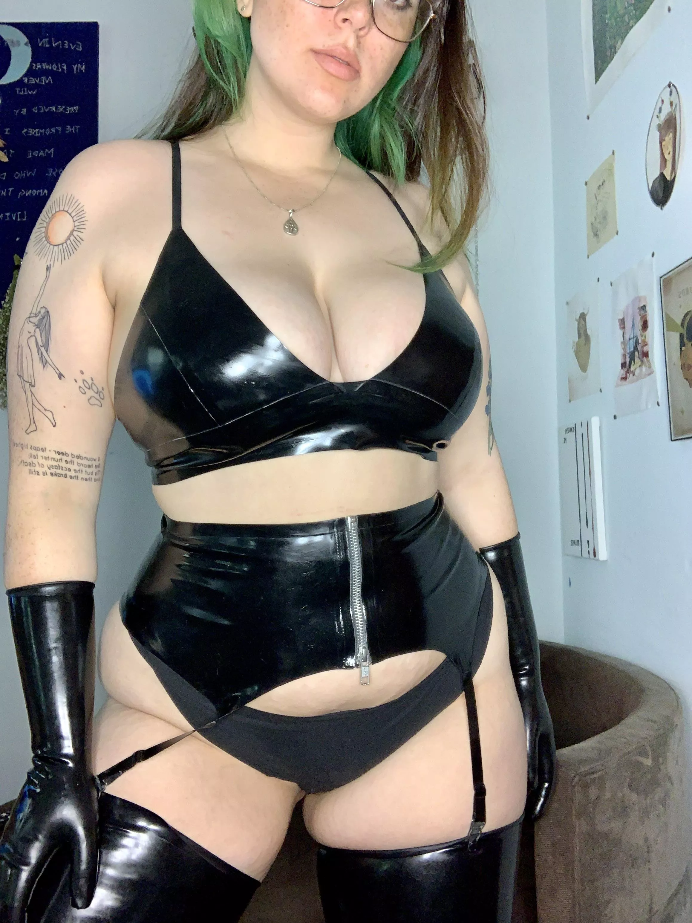 Love this set a sub bought for me Love this set a sub bought for me