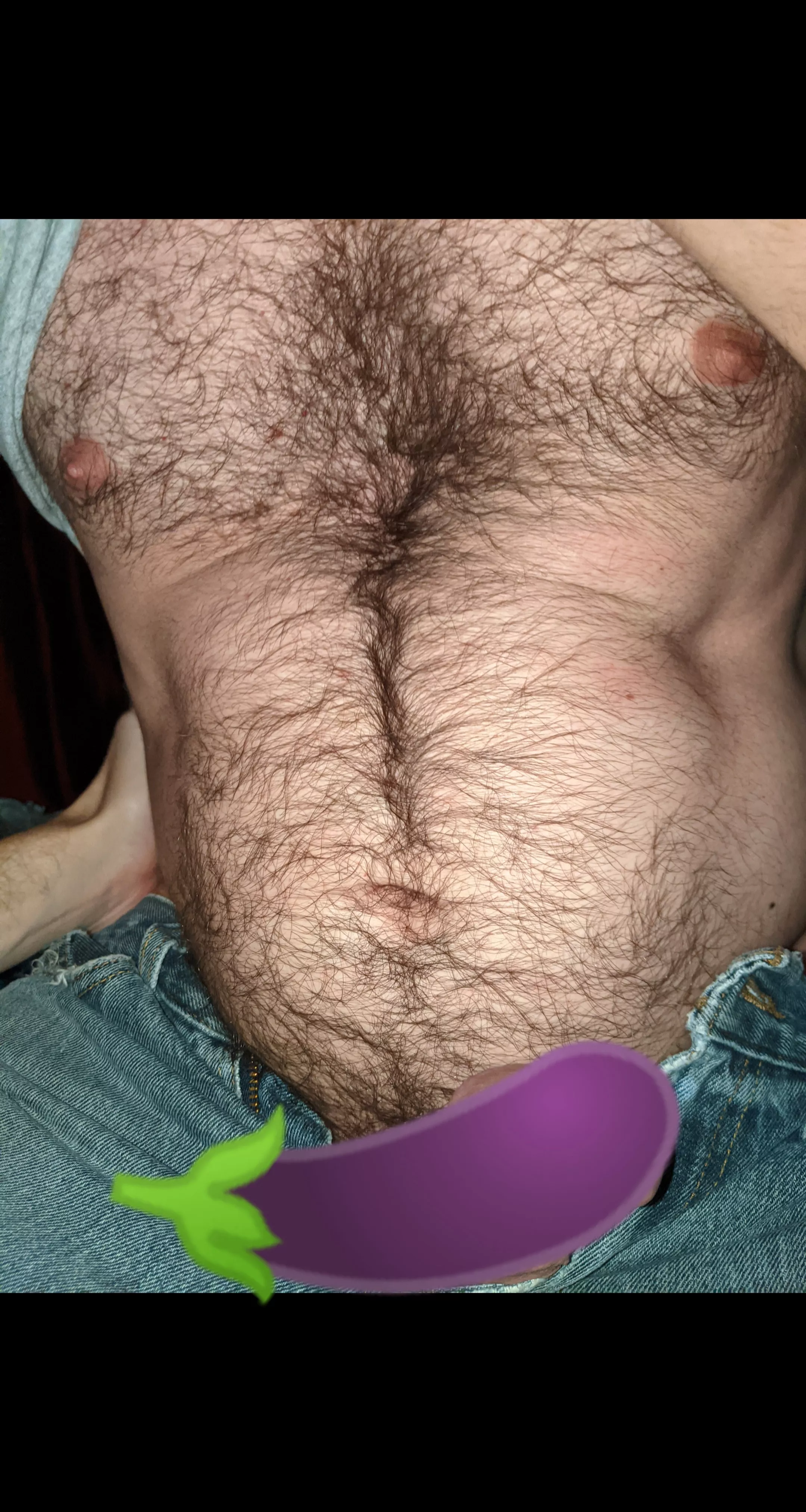 Love this sexy bear straddling me! Love this sexy bear straddling me!