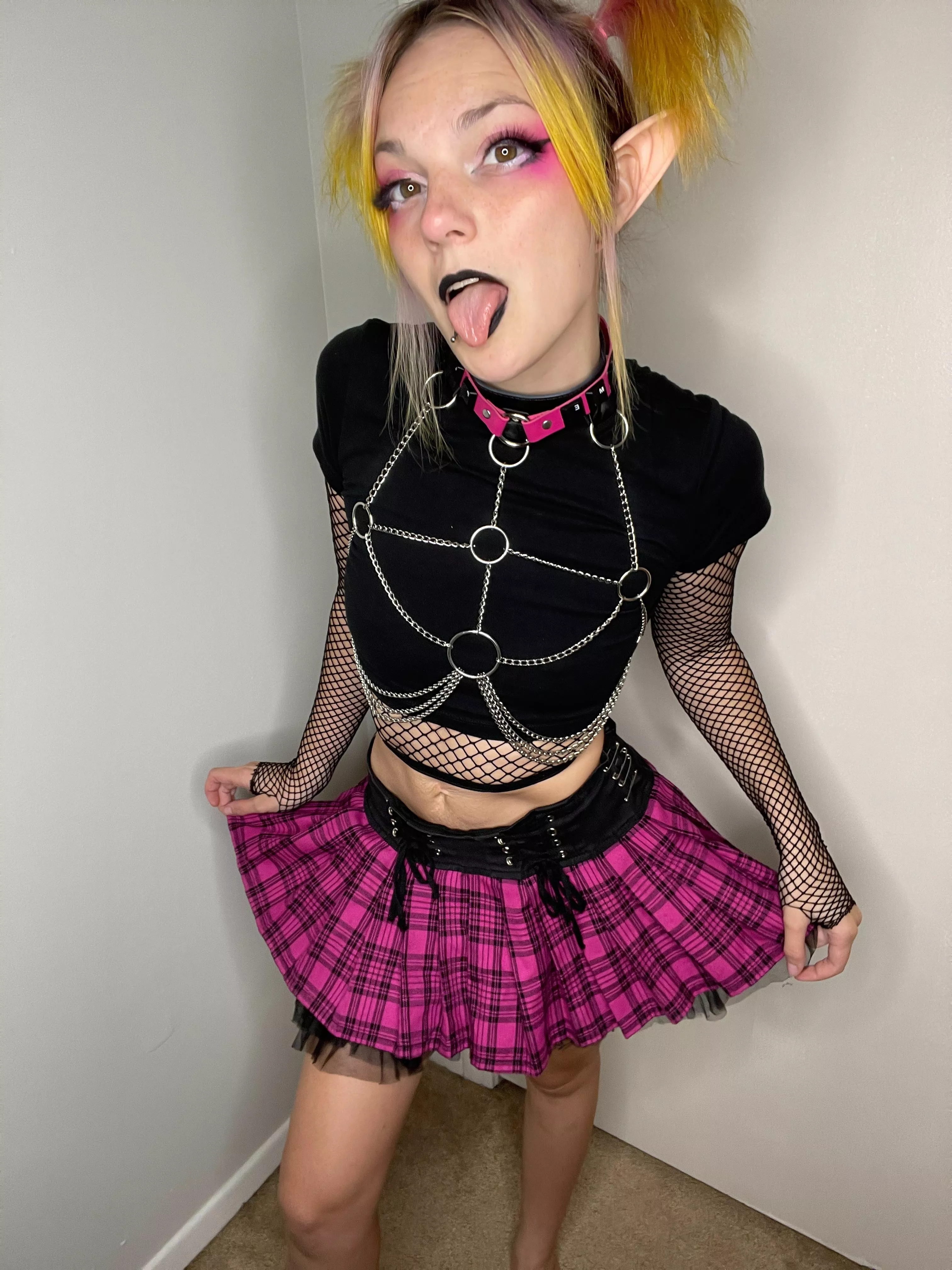 Love this yellow and pink combo! Love this yellow and pink combo!