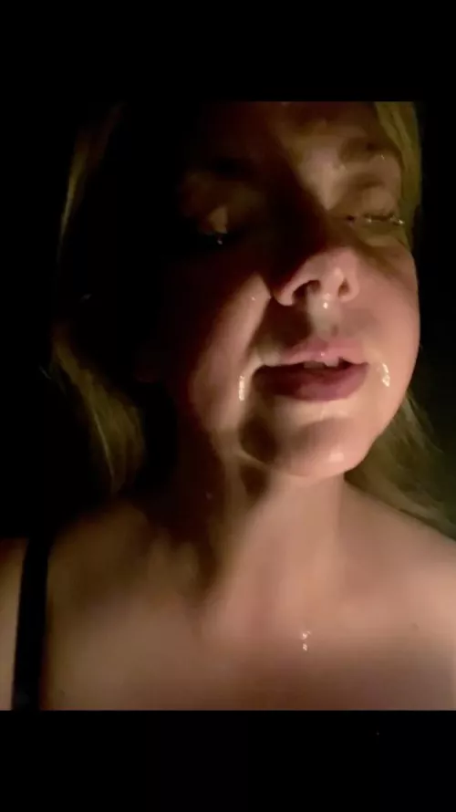 Love when it get stuck in my eyelashes. 💦🎯