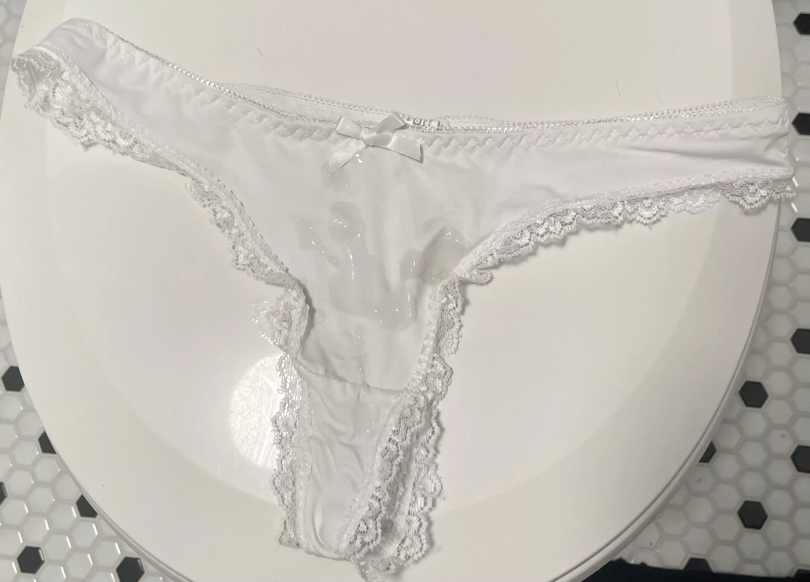 Lover her new thongs