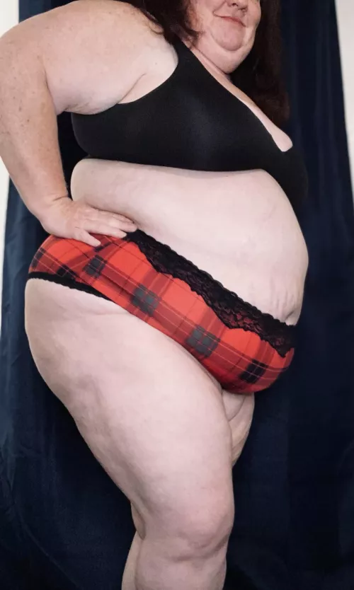 Lovinβ how my belly looks in this pic