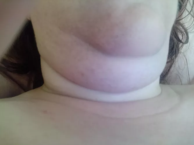 Loving my early morning stubble π