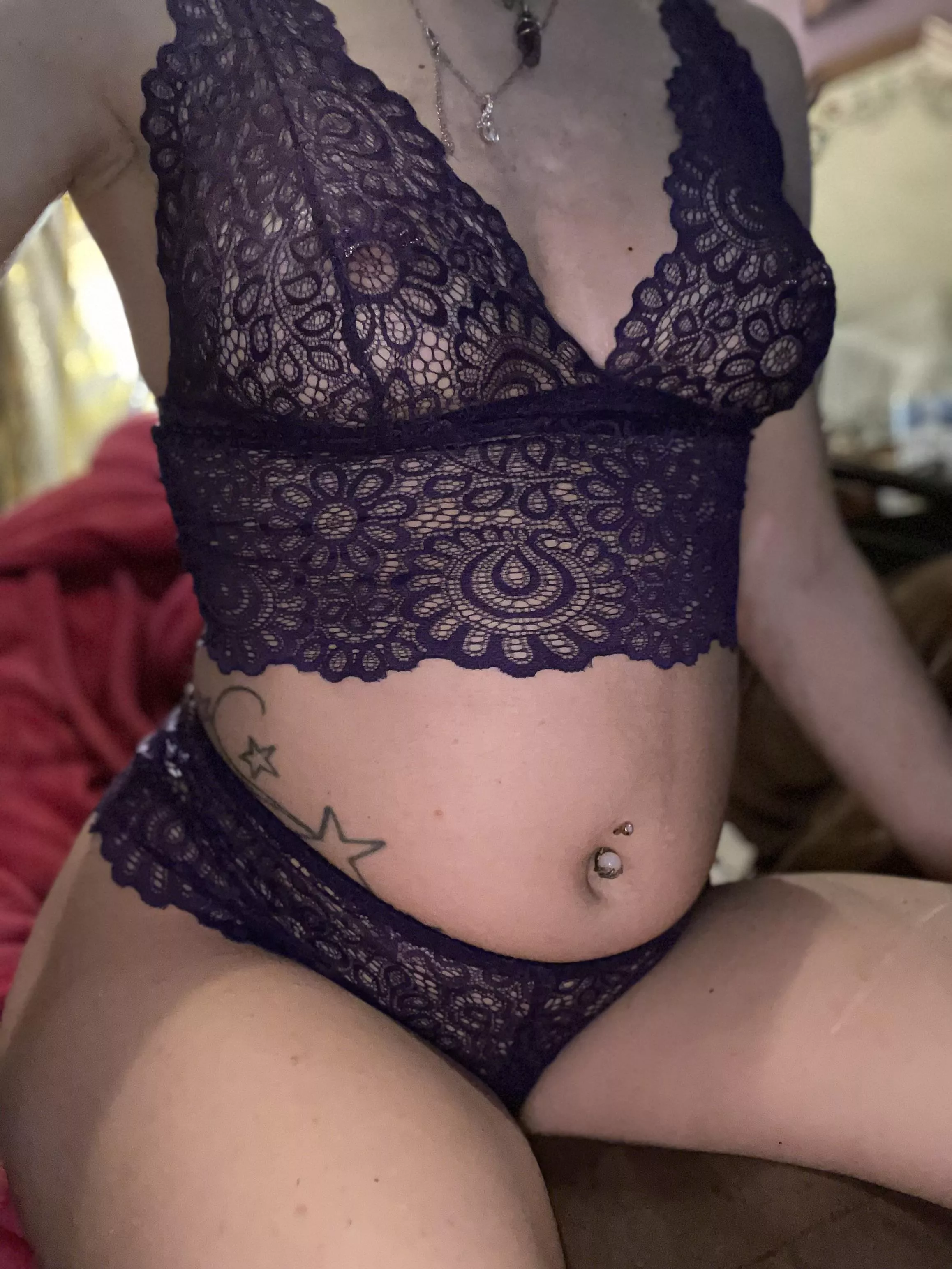 Loving this sexy lingerie! Wanna see me out of it ? Loving this sexy lingerie! Wanna see me out of it ?