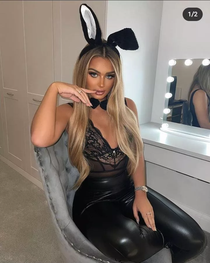 Lucinda is stunning 😍