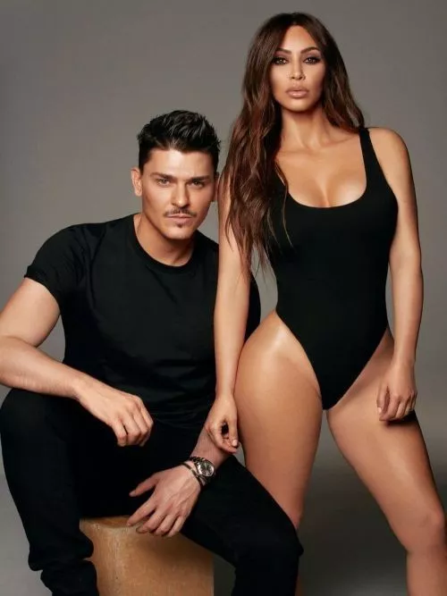 Lucky guy beside kim Lucky guy beside kim