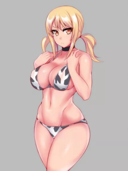 Lucy got curvy body