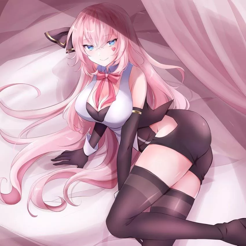 Luka in the bed Luka in the bed