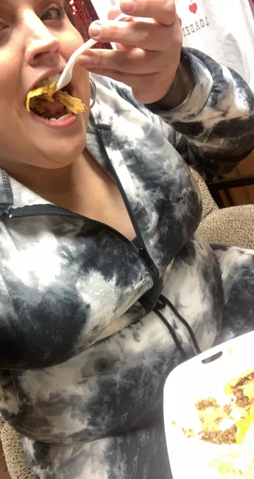 Lunch time, jumpsuit is already pretty tight