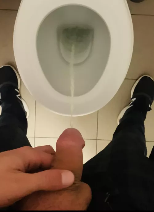 Lunchtime pee softie๐๐ฆ