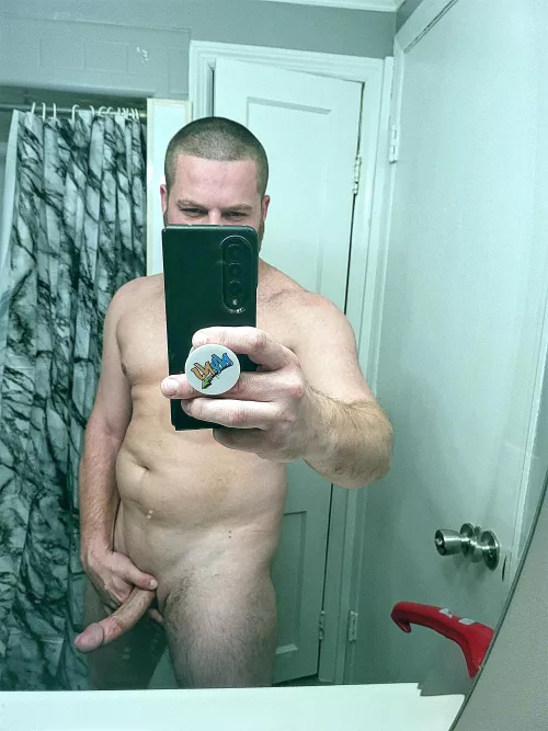 M (25)