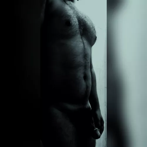 M 30 - 90 kgs - 180 cms height