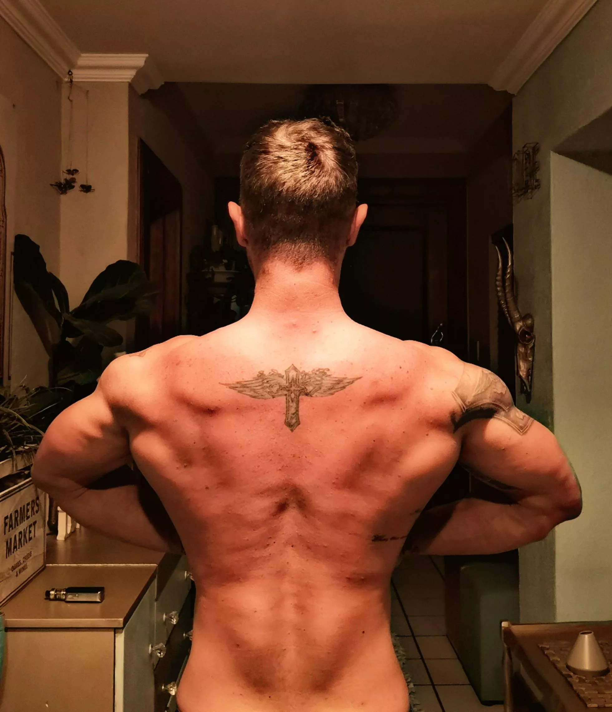 (M) 35 would you dig your nails down my back ladies?
