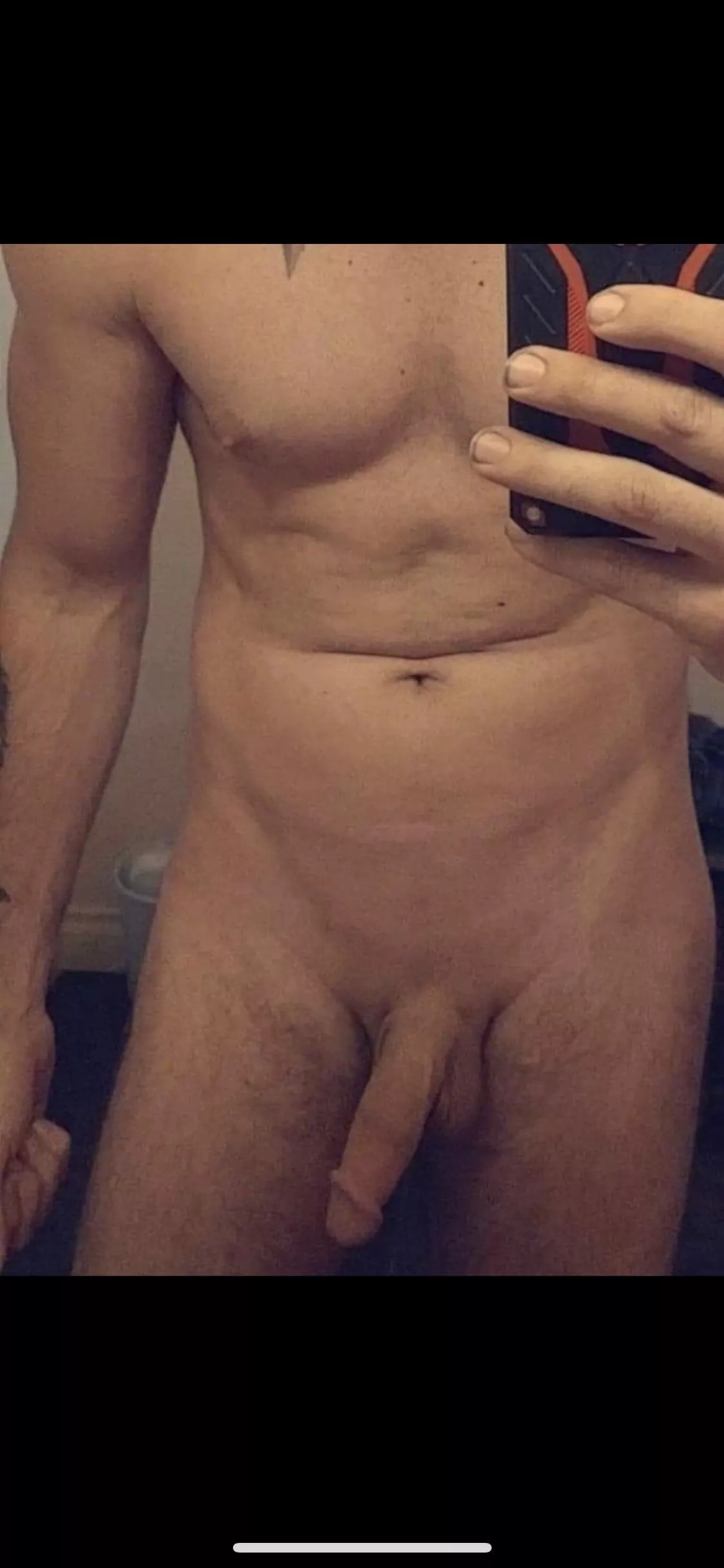 M M