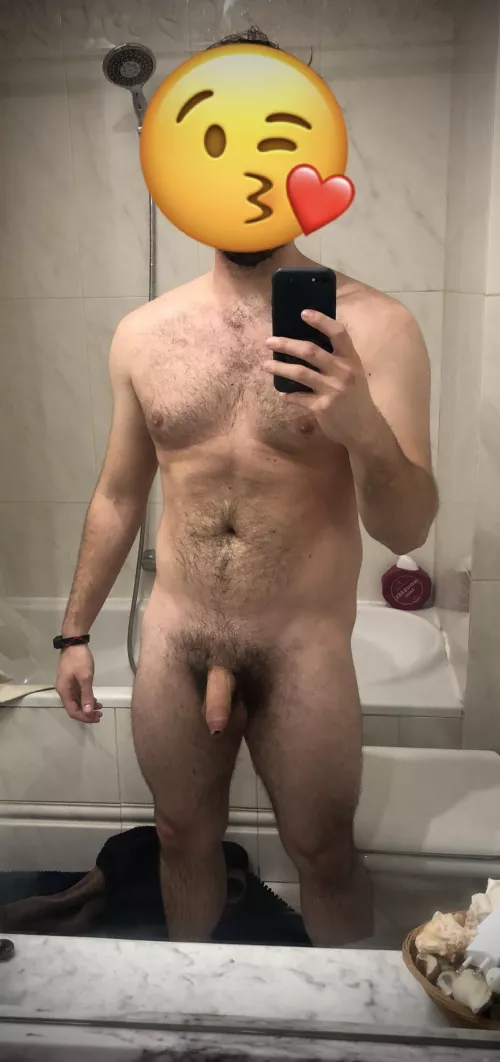 (M) First time here, any thoughts? 🙈