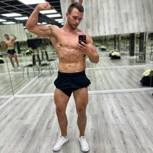 (M) got that pump ποΈββοΈπͺ