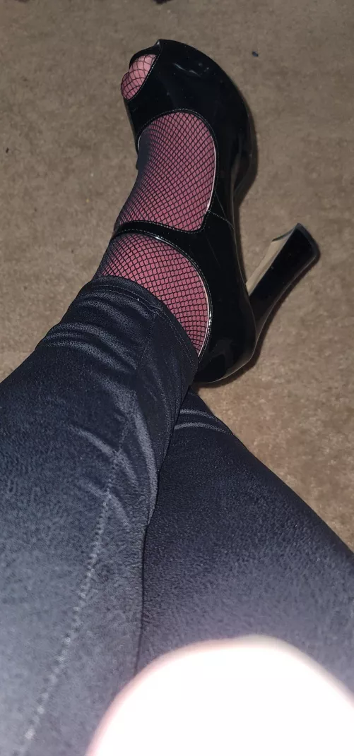 (M) Happy Friday!🖤❤️