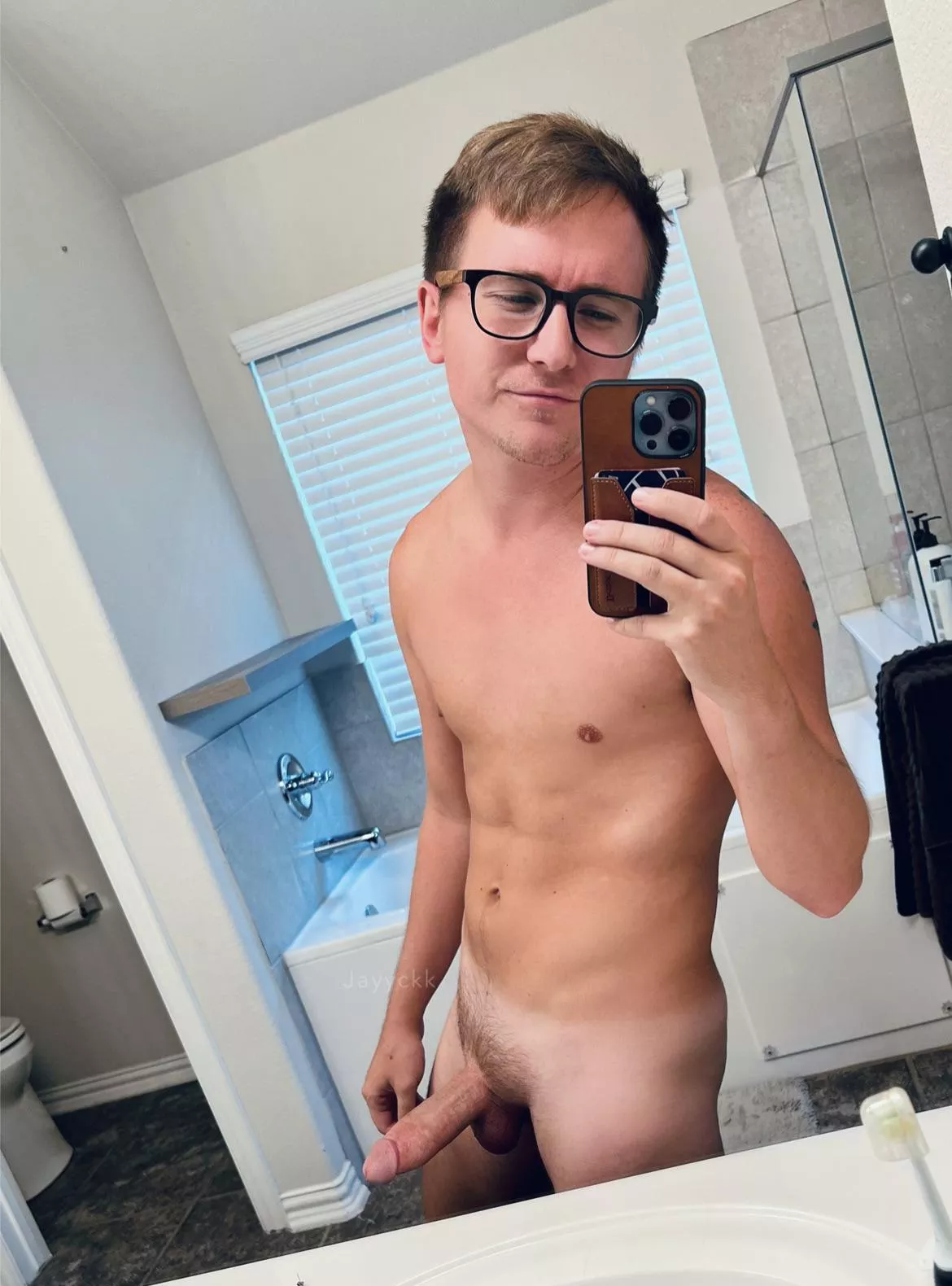 (M) hi (M) hi