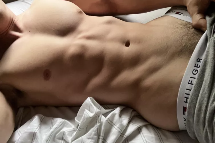 (M) hop on