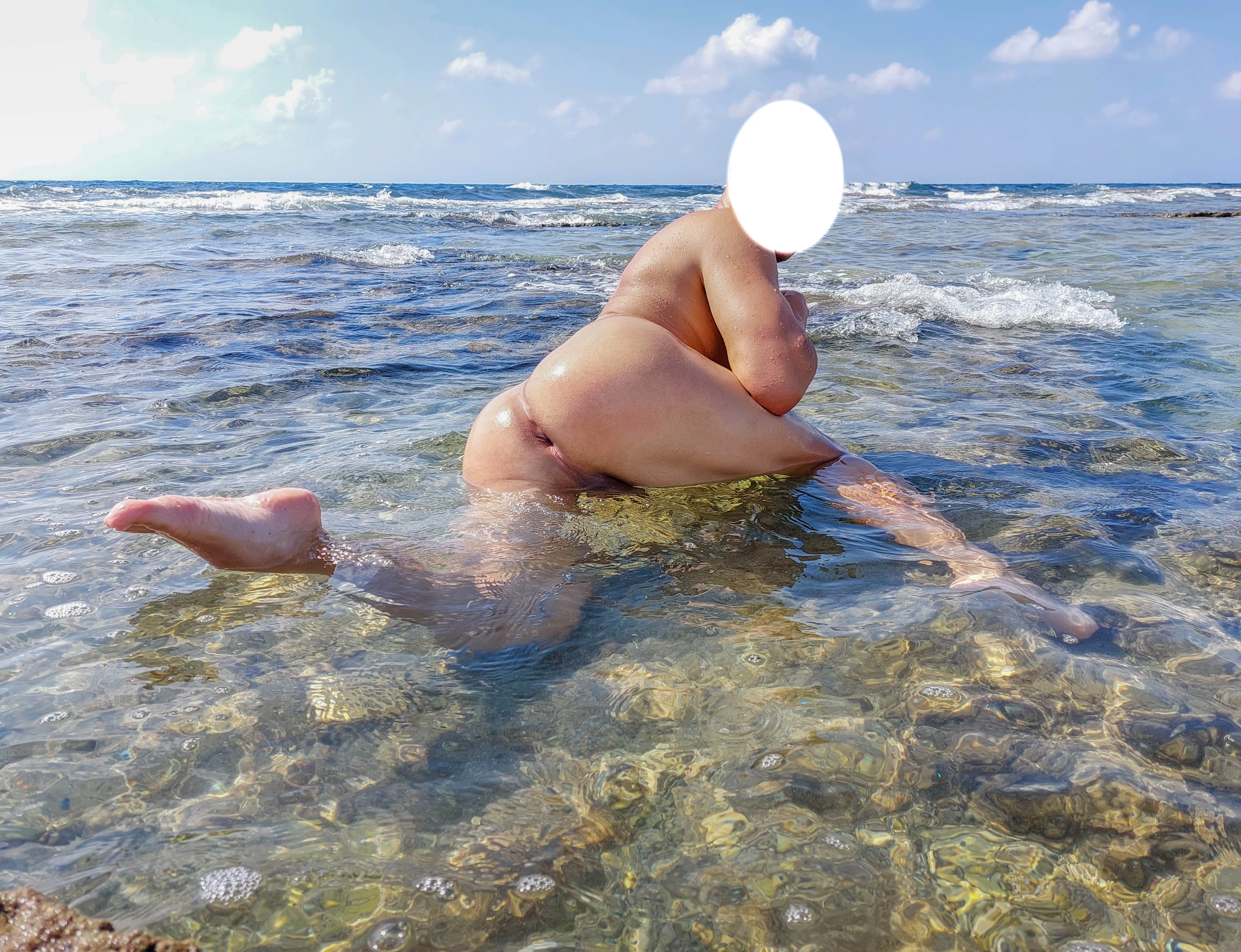 (m) inside beautiful sea (m) inside beautiful sea