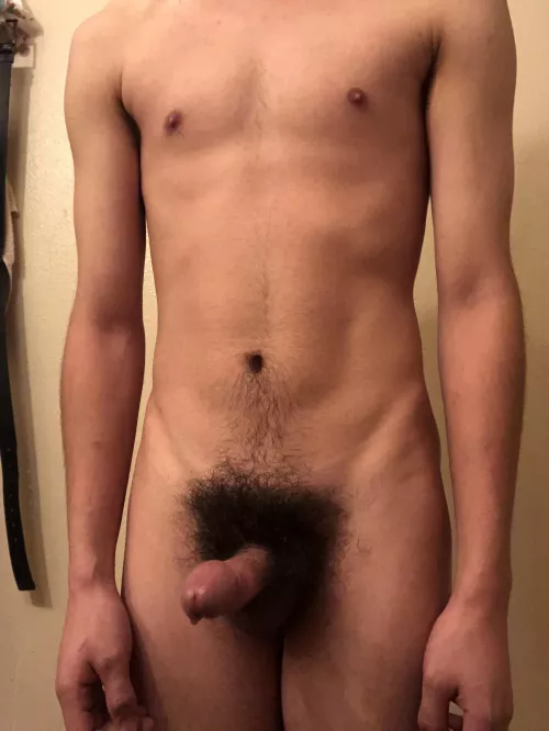 [m] I’ve always felt insecure about my body, yet always kept the Grecian spirit.