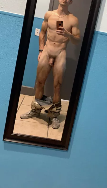 (M) just want a baddie to call me daddy (M) just want a baddie to call me daddy